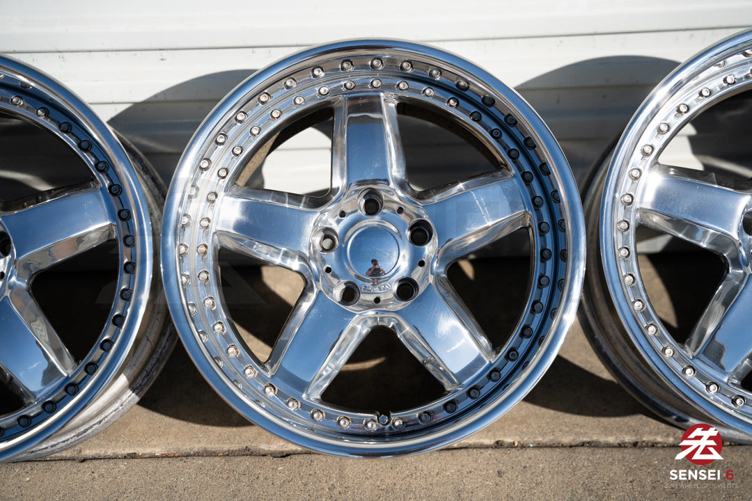 17インチ スターンビースト（中古ホイール）/ 5x114.3 / 17x10 +27 / ハイポリッシュ