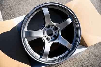 AME Tracer GTV / 18x10.5 +15 / 5x114.3 / Matte Hyper Silver