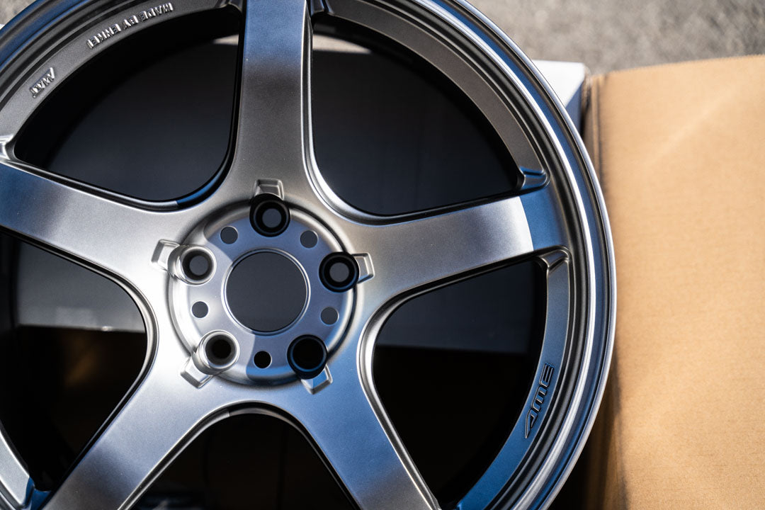 AME Tracer GTV / 18x10.5 +15 / 5x114.3 / Matte Hyper Silver