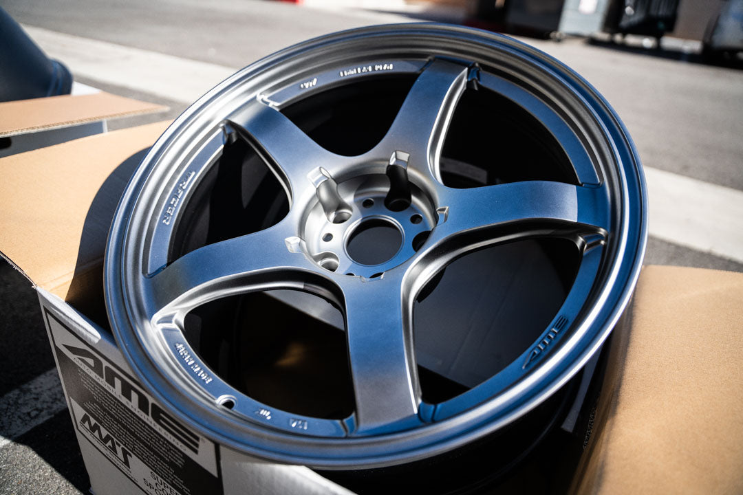 AME Tracer GTV / 18x10.5 +15 / 5x114.3 / Matte Hyper Silver