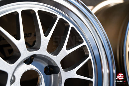 Volk 21A / 18x9.5 +22 / 5x120 / Llanta plateada diamante DC (DS)