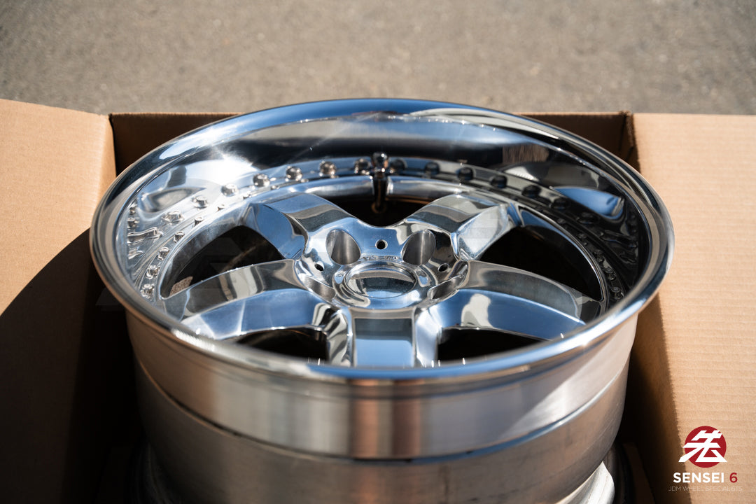 17インチ スターンビースト（中古ホイール）/ 5x114.3 / 17x10 +27 / ハイポリッシュ