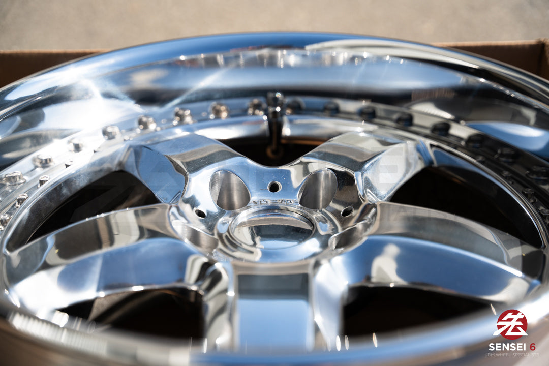 17インチ スターンビースト（中古ホイール）/ 5x114.3 / 17x10 +27 / ハイポリッシュ