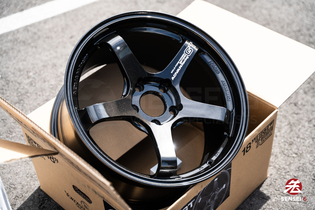 Advan GT Beyond / 18x9.5 +38 / 5x120 / Negro titanio de competición (TBK)