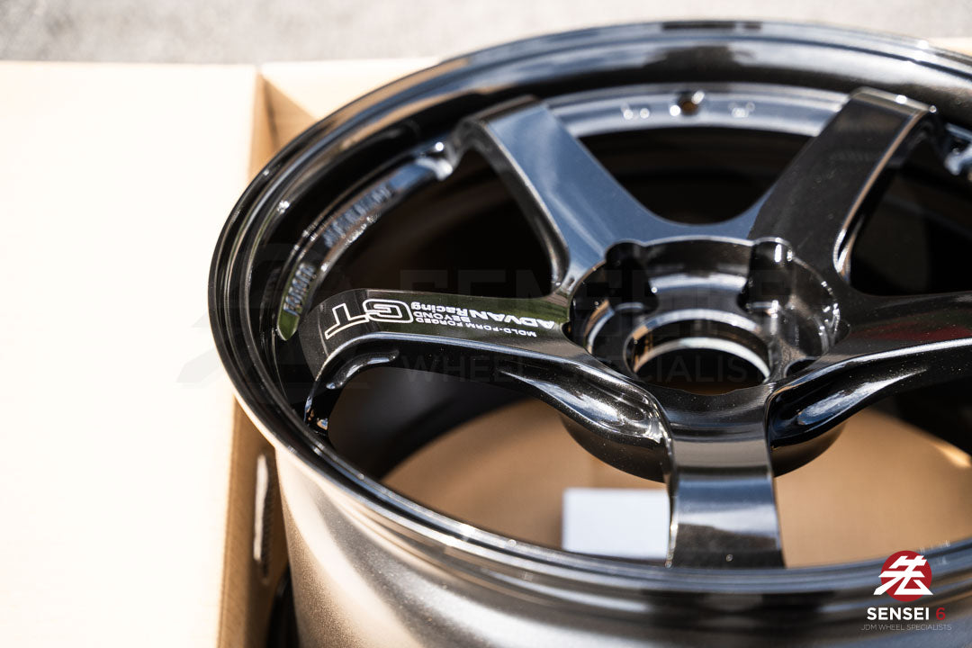 Advan GT Beyond / 18x9.5 +38 / 5x120 / Negro titanio de competición (TBK)