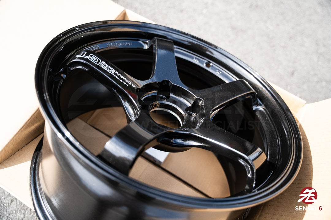 Advan GT Beyond / 18x9.5 +38 / 5x120 / Negro titanio de competición (TBK)