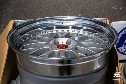 Work VS-XX [Step Lip] / 20x10 +9, 20x11 +9 / 5x112 / Light Gray Silver (LGS)