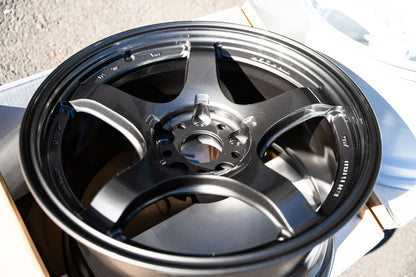 AME Tracer GTV / 17x9 +20 / 5x114.3 / Gun Black