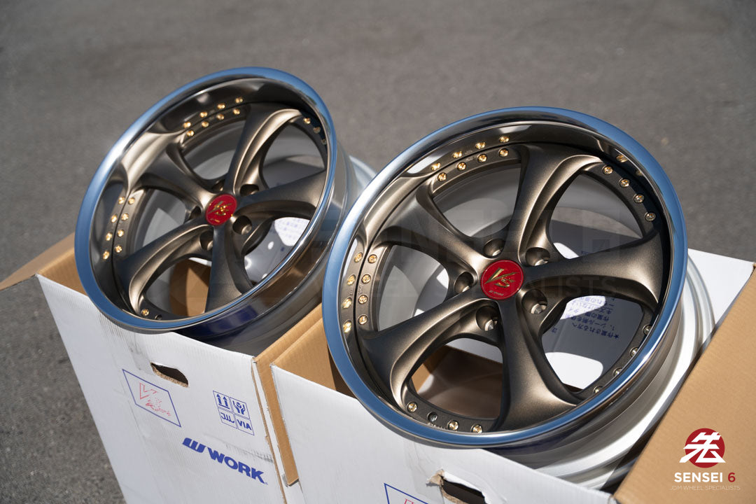 Work VSKF♯ / 18x9.5 +22, 18x9.5 +21 / 5x114.3 / Ash Titanium (AHG2)