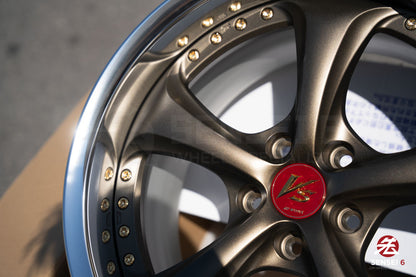 Work VSKF♯ / 18x9.5 +22, 18x9.5 +21 / 5x114.3 / Ash Titanium (AHG2)