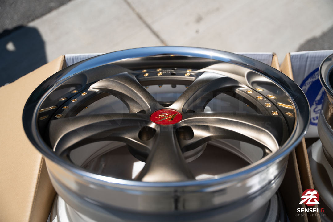 Work VSKF♯ / 18x9.5 +22, 18x9.5 +21 / 5x114.3 / Ash Titanium (AHG2)
