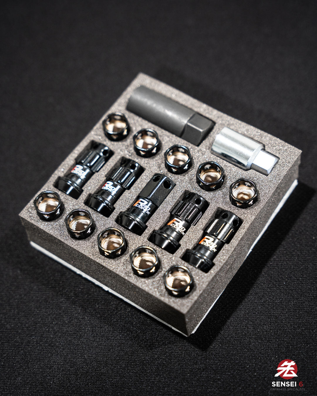 [IN STOCK] Project Kics R40 iCONIX Lock & Nut Set (Capless) (16 + 4 pcs) / M12x1.50 / Black