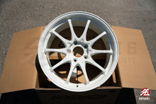 Load image into Gallery viewer, Volk CE28SL / 18x9.5 +35 / 5x120 / Champ White
