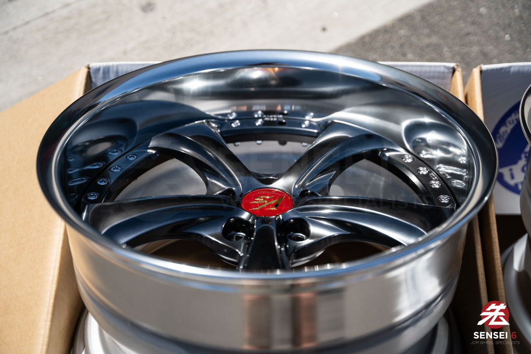 Work VSKF♯ / 18x10.5 +14, 18x10.5 +15 / 5x114.3 / Brilliant Silver Black (BSB)