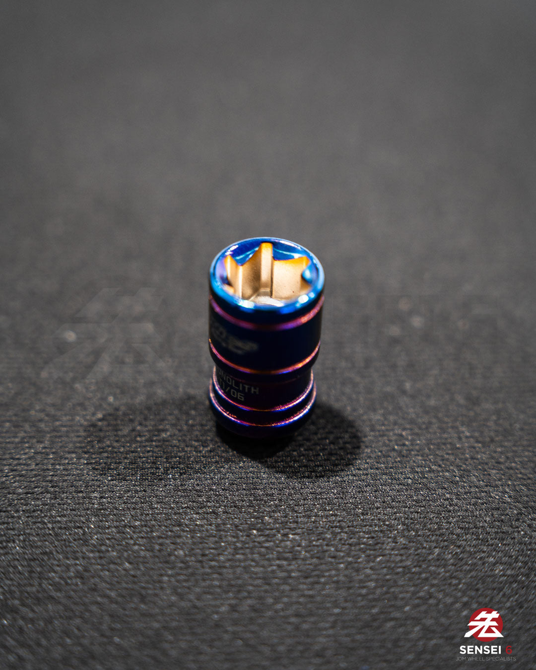 [IN STOCK] Project Kics Monolith TI/06 Lug Nut Set (20pcs) / M12x1.25 / IP Blue