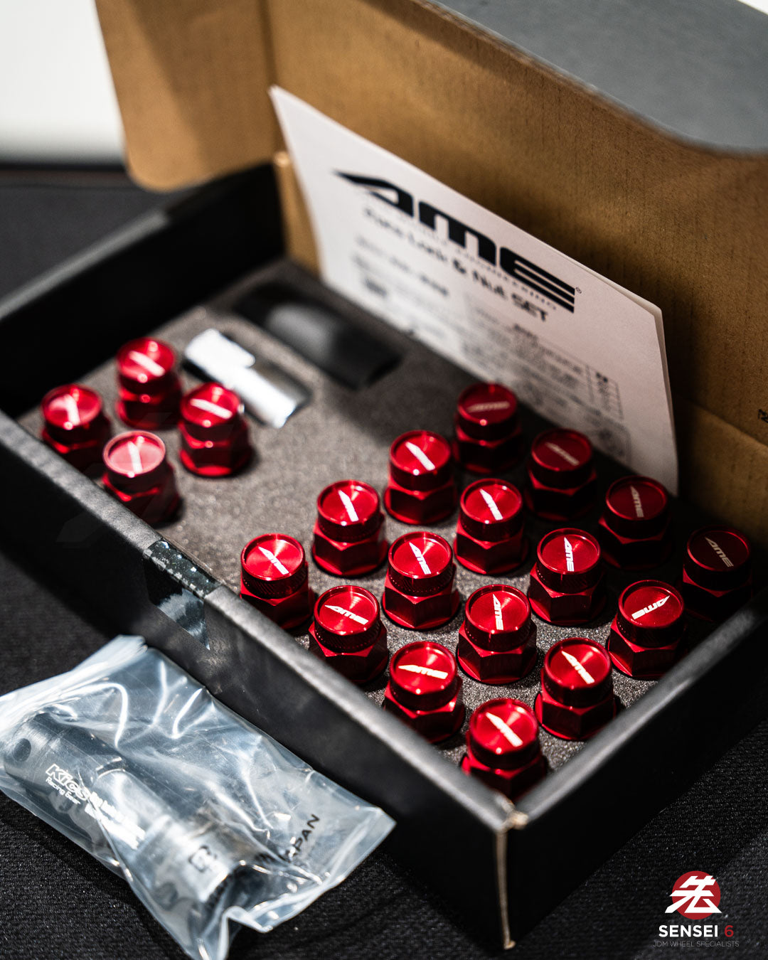 [IN STOCK] AME 40 Type 2pcs Shell Type Lock & Nut Set / M12x1.50 / Red