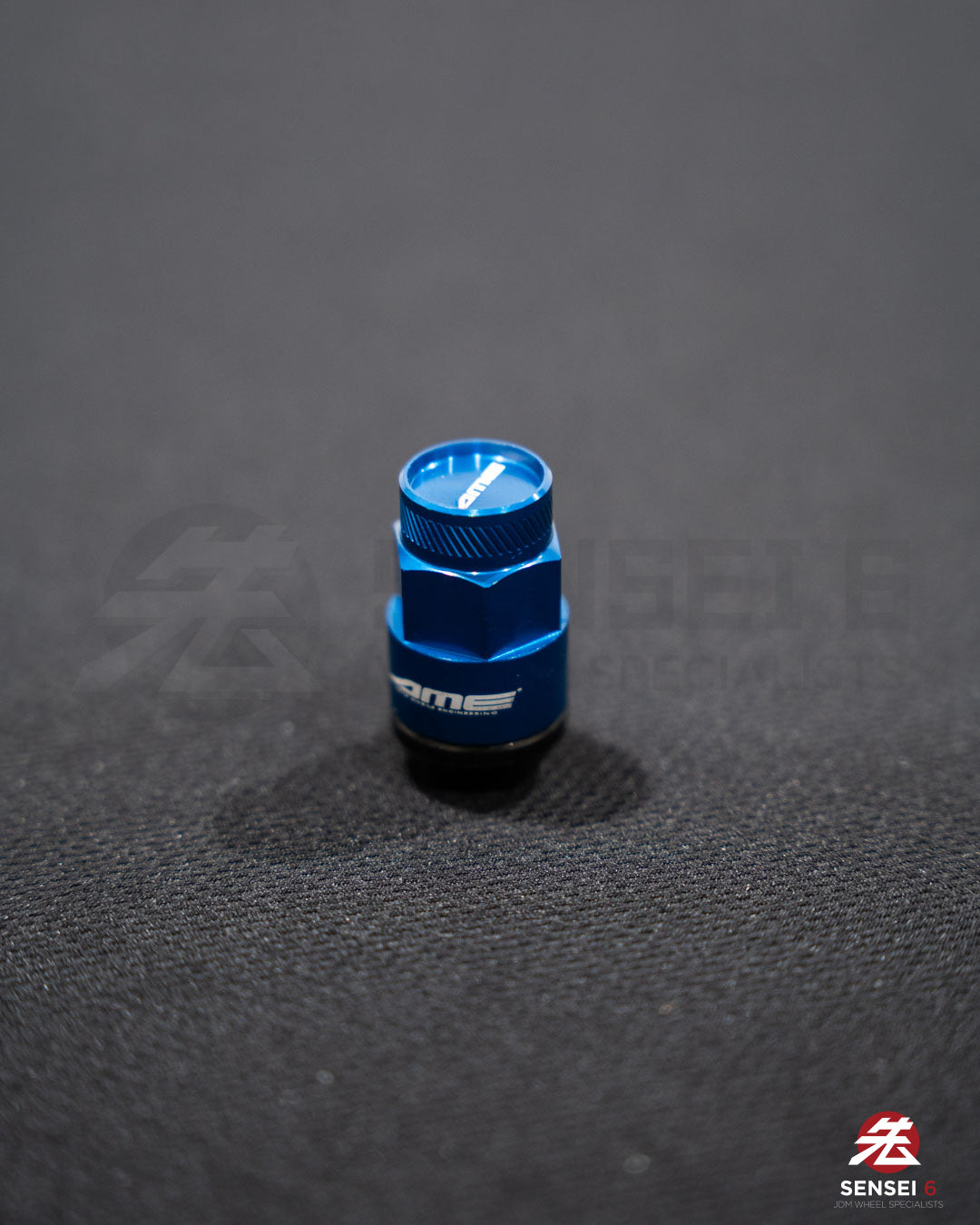 [IN STOCK] AME 40 Type 2pcs Shell Type Lock & Nut Set / M12x1.25 / Blue