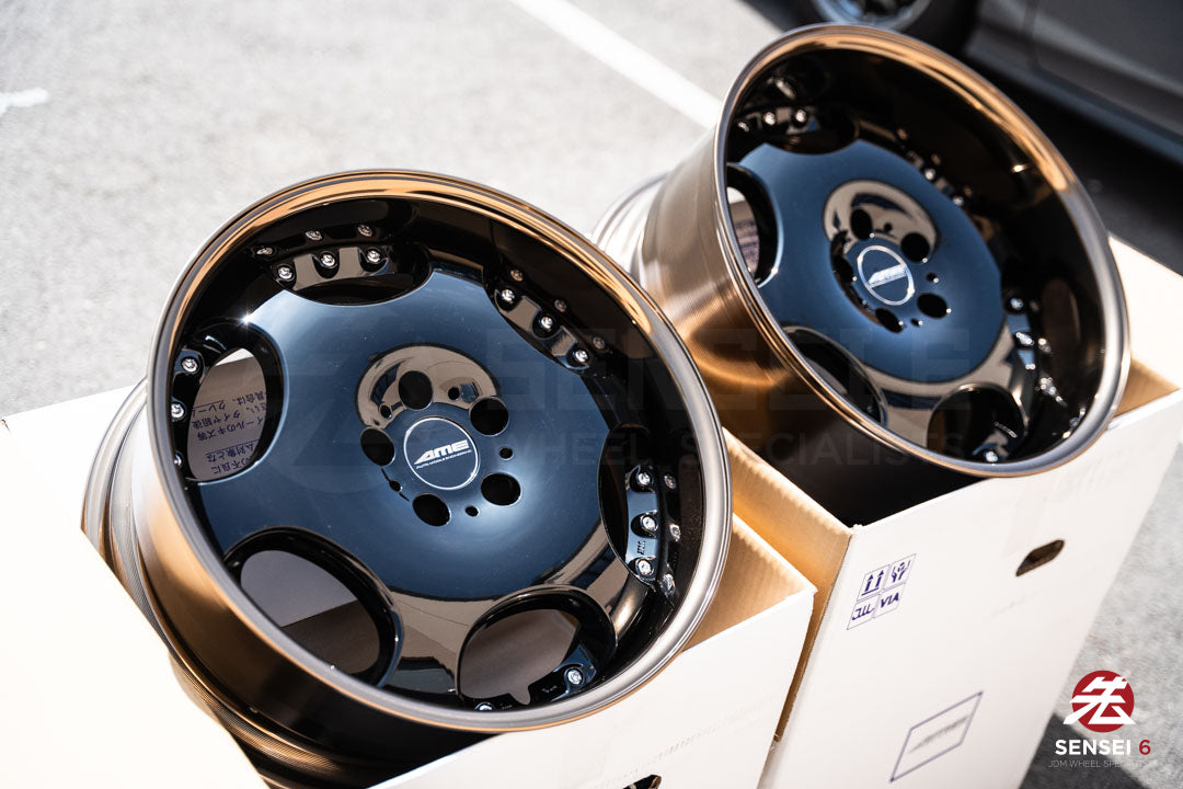 AME Shallen LX / 18x9 +18, 18x10 +18 / 5x114.3 / Black (BLK), Bronze Anodized Rim (G)