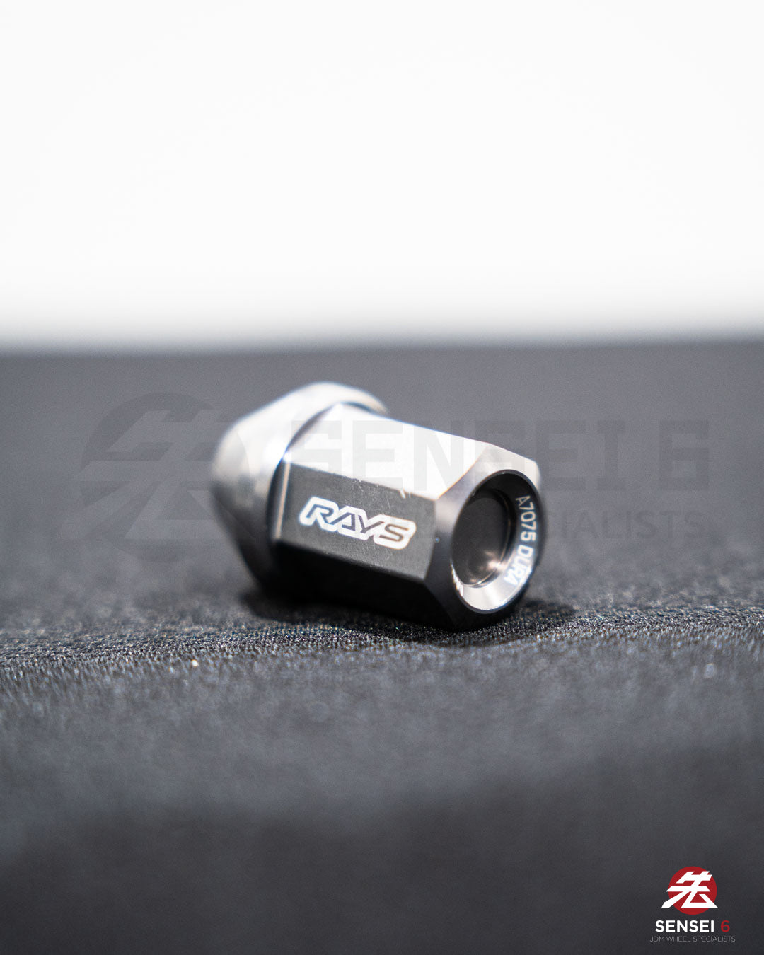 [IN STOCK] Rays Dura-Nut L37 Straight Lug & Lock Set (20 + 4pcs) / M12x1.50 / Gunmetallic