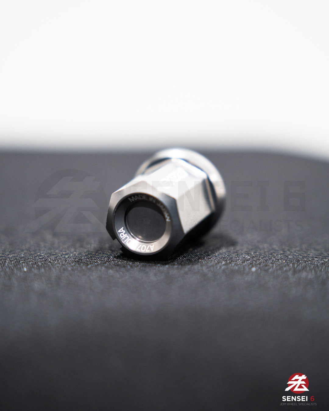 [IN STOCK] Rays Dura-Nut L37 Straight Lug & Lock Set (20 + 4pcs) / M12x1.50 / Gunmetallic