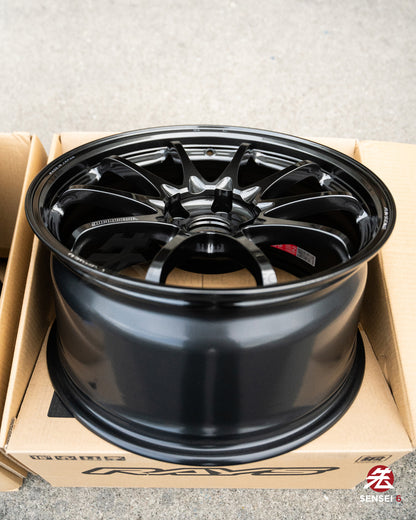 Volk CE28N-Plus / 18x9.5 +38 / 5x114.3 / ダイヤモンドダークガンメタル