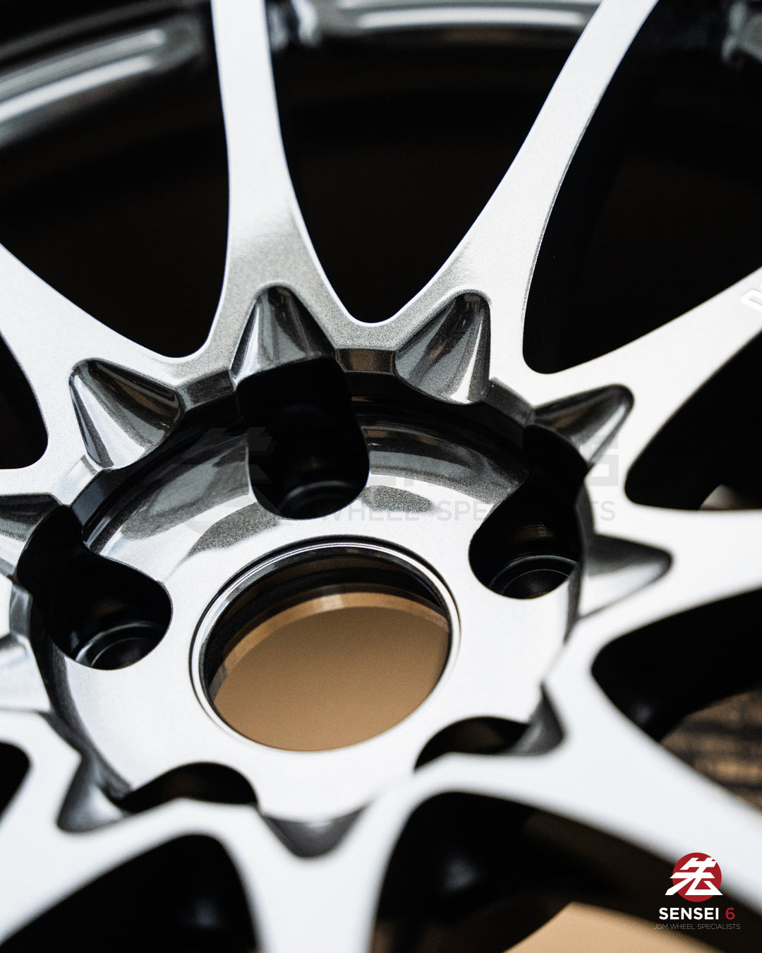 Volk CE28N-Plus / 18x9.5 +22 / 5x114.3 / ダイヤモンドダークガンメタル