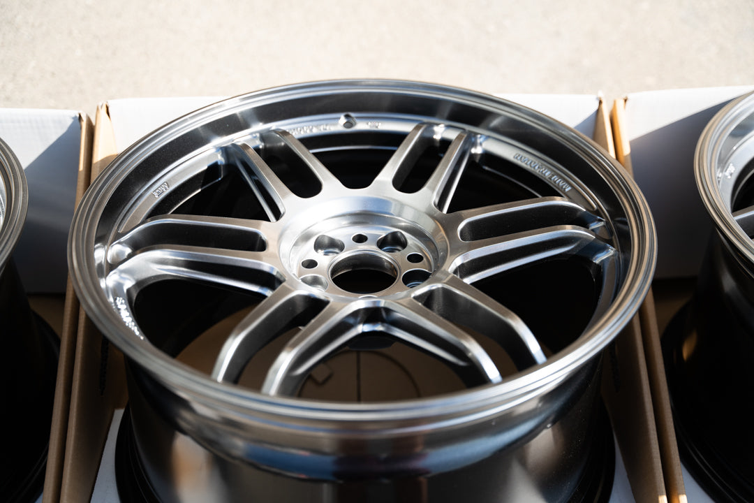 AME Tracer TM02 / 18x9.5 +38 / 5x100 / Hyper Silver