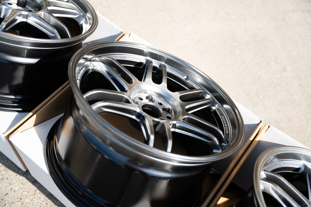 AME Tracer TM02 / 18x9.5 +38 / 5x100 / Hyper Silver
