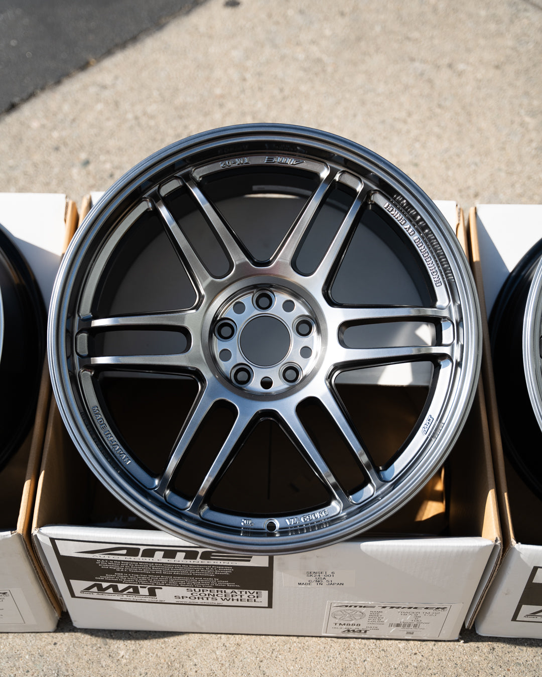 AME Tracer TM02 / 18x9.5 +38 / 5x100 / Hyper Silver