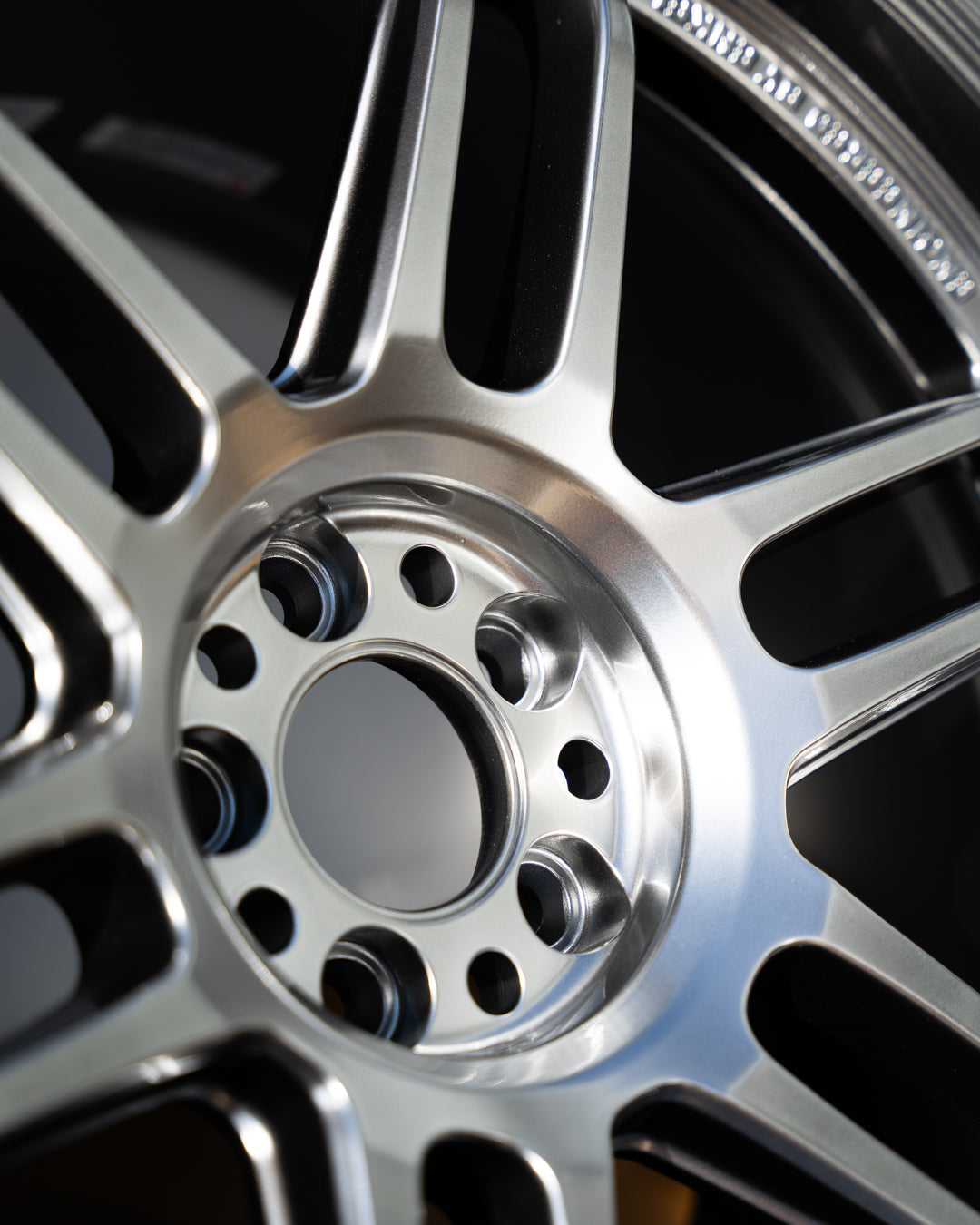AME Tracer TM02 / 18x9.5 +38 / 5x100 / Hyper Silver