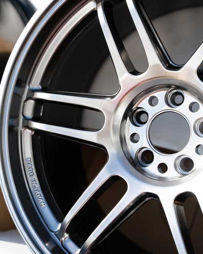 AME Tracer TM02 / 18x9.5 +38 / 5x100 / Hyper Silver
