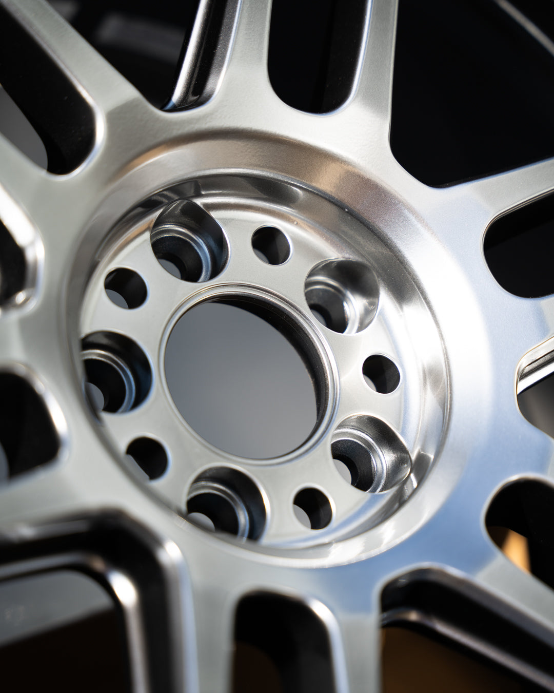 AME Tracer TM02 / 18x9.5 +38 / 5x100 / Hyper Silver – Sensei 6 AME Tracer TM02 / 18x9.5 +38 / 5x100 / Hyper Silver – Sensei 6