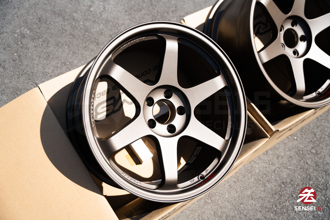 Volk TE37SL / 19x9.5 +22、19x10.5 +35 / 5x112 / ダイヤモンドシルバー