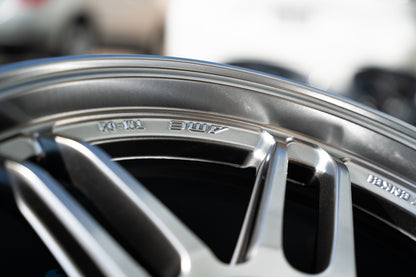 AME Tracer TM02 / 18x9.5 +15 / 5x114.3 / Hiperplata