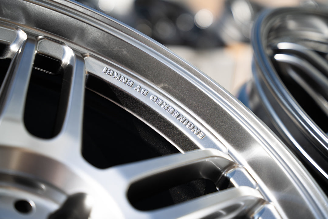 AME Tracer TM02 / 18x9.5 +15 / 5x114.3 / Hiperplata