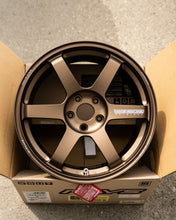 Load image into Gallery viewer, Volk TE37 Saga S-Plus / 18x9.5 +38 / 5x114.3 / OG Bronze
