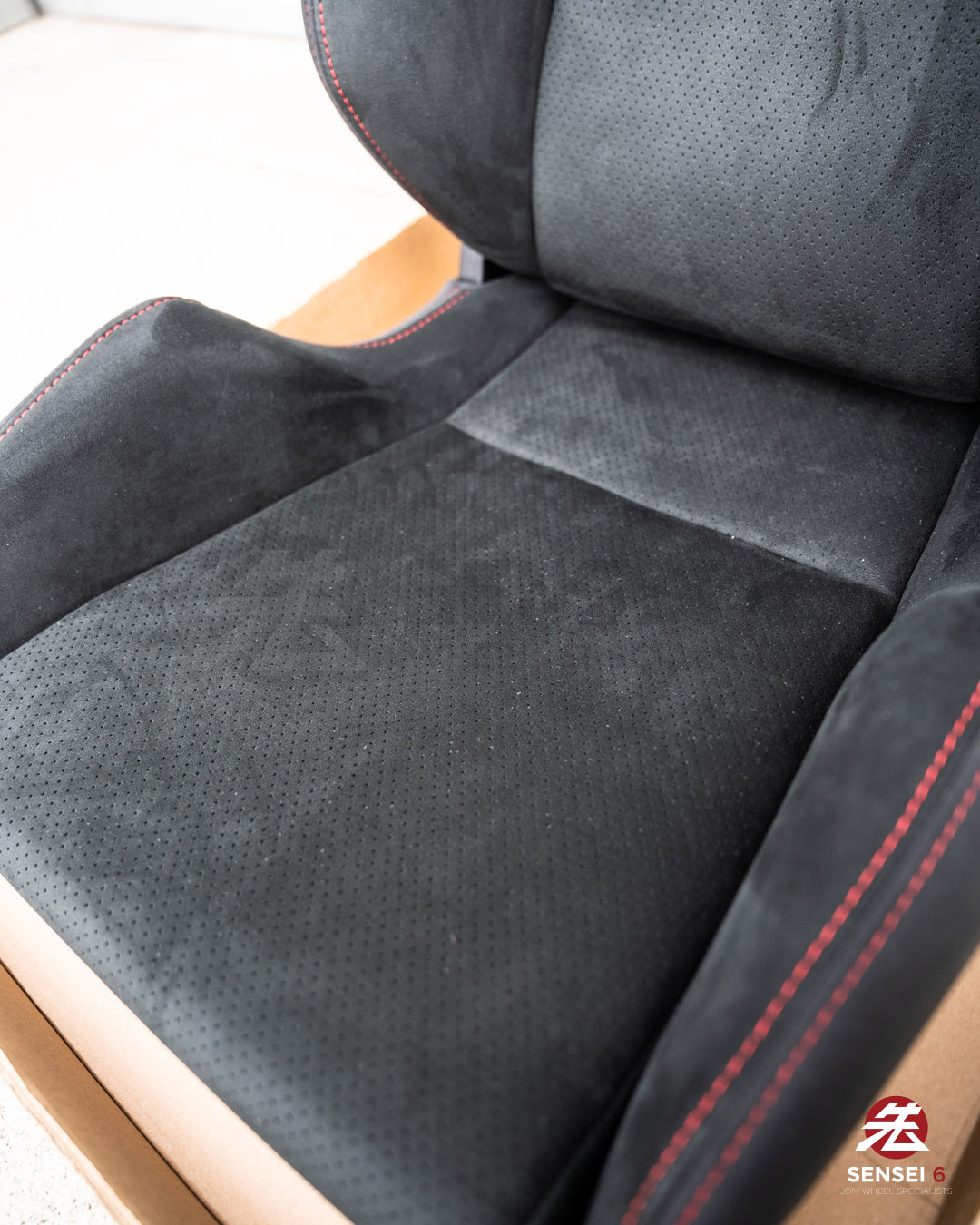 Mugen MS-Z Semi Bucket Seat: Black