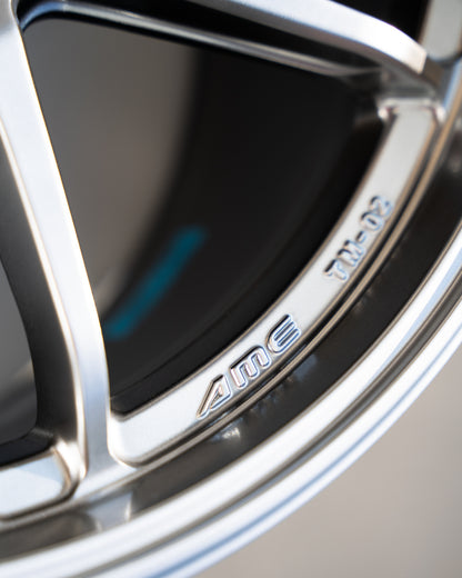 AME Tracer TM02 / 18x9.5 +15 / 5x114.3 / Hiperplata
