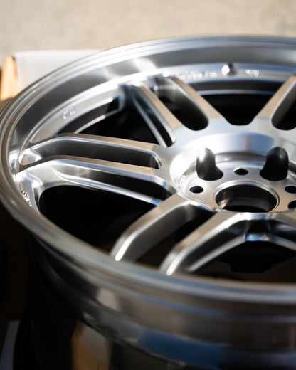 AME Tracer TM02 / 18x9.5 +15 / 5x114.3 / Hiperplata