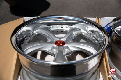 Work VSKF♯ / 18x9.5 +14, 18x9.5 +15 / 5x114.3 / Light Gray Silver (LGS)