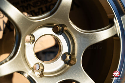 Advan RG-D2 / 15x8 +35 / 4x100 / Machining & Champagne Gold (MCG)