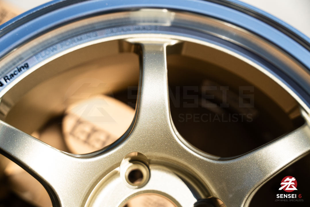 Advan RG-D2 / 15x8 +35 / 4x100 / Machining & Champagne Gold (MCG)