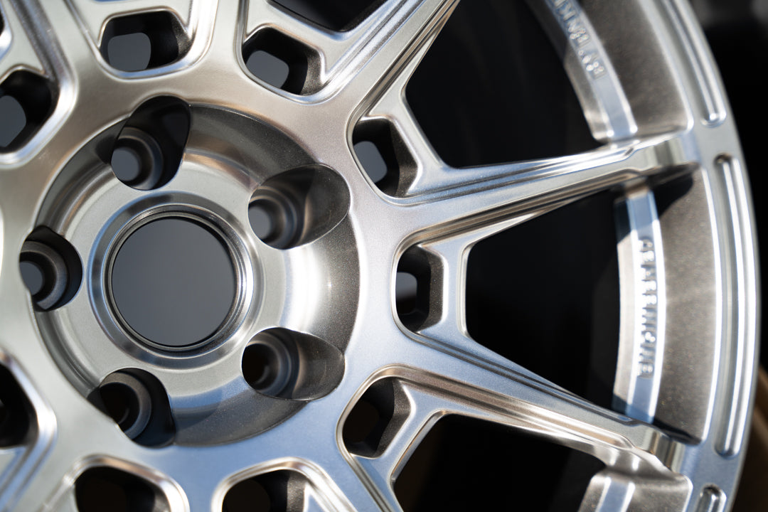 AME Galerna Refino / 18x9.5 +22 / 5x114.3 / Hiper Plata