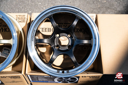 Advan RG-D2 / 15x8 +35 / 4x100 / Machining & Black Gunmetallic (MBG)