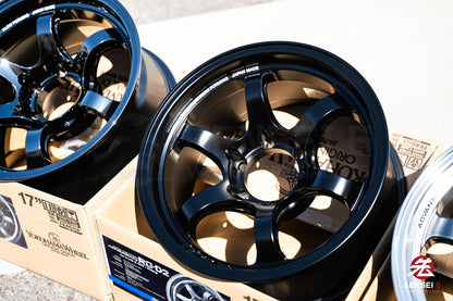 Advan RG-D2 for Truck / 17x8.5 -10 / 6x139.7 / Semi Gloss Black (SGB)