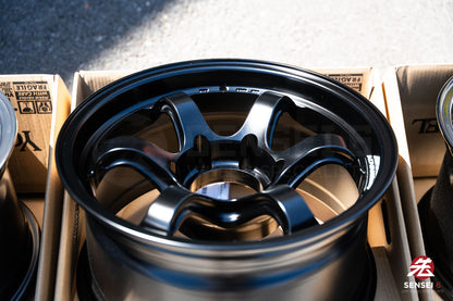 Advan RG-D2 for Truck / 17x8.5 -10 / 6x139.7 / Semi Gloss Black (SGB)