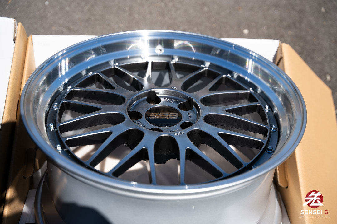 BBS LM / 19x9.5 +23、19x11 +35 / 5x112 / ダイヤモンドブラック