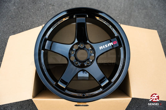 ニスモ LMGT4 / 18x10.5 +15 / 5x114.3 / ブラック