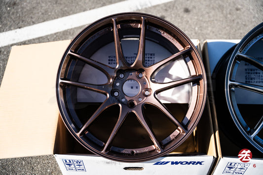 Work Emotion CR Shigoku / 18x9.5 +38 / 5x114.3 / Armed Titanium (AMG)