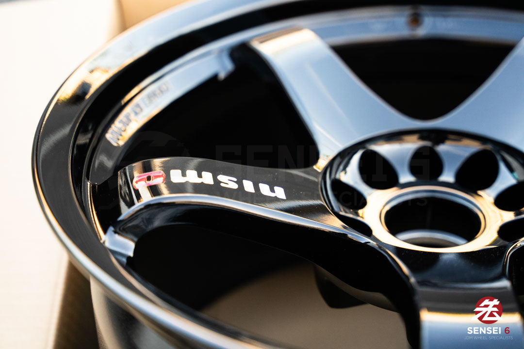 ニスモ LMGT4 / 18x10.5 +15 / 5x114.3 / ブラック